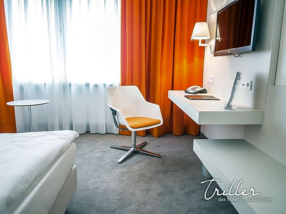 Hotel Am Triller - Hotel & Serviced Apartments - Pool & Relax Lounge