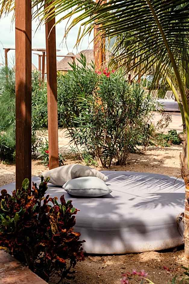 Totem Beach Club - Celestun