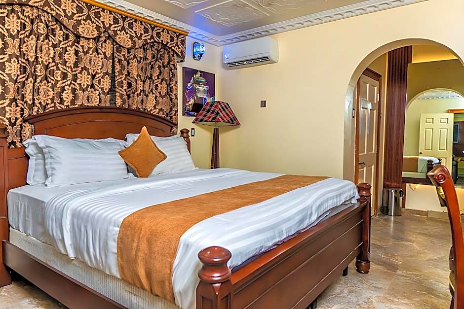 Gallani Suites Hotel