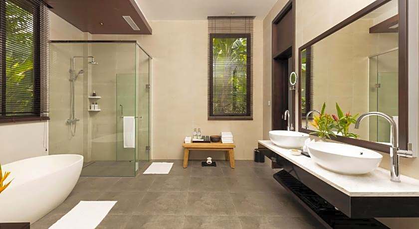 Angkor Green Garden by Dara