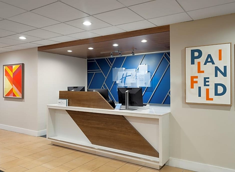 Holiday Inn Express Indianapolis Airport By IHG