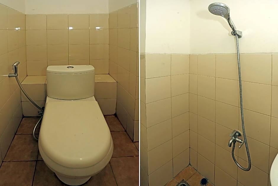 OYO 92317 Apartment Riverview By Alima View