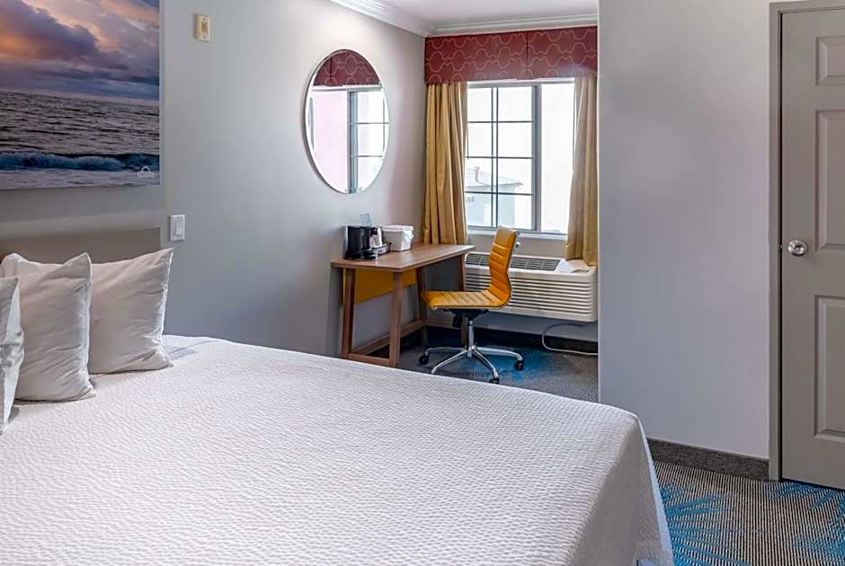 Days Inn by Wyndham Santa Monica