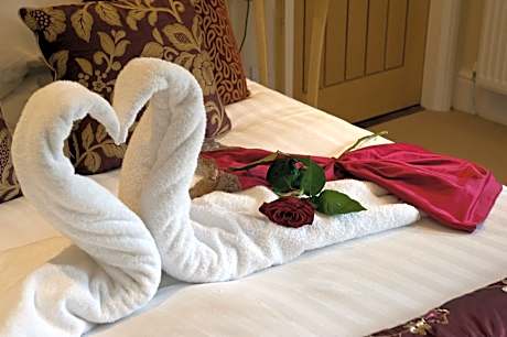 Deluxe Double Room with Spa Bath