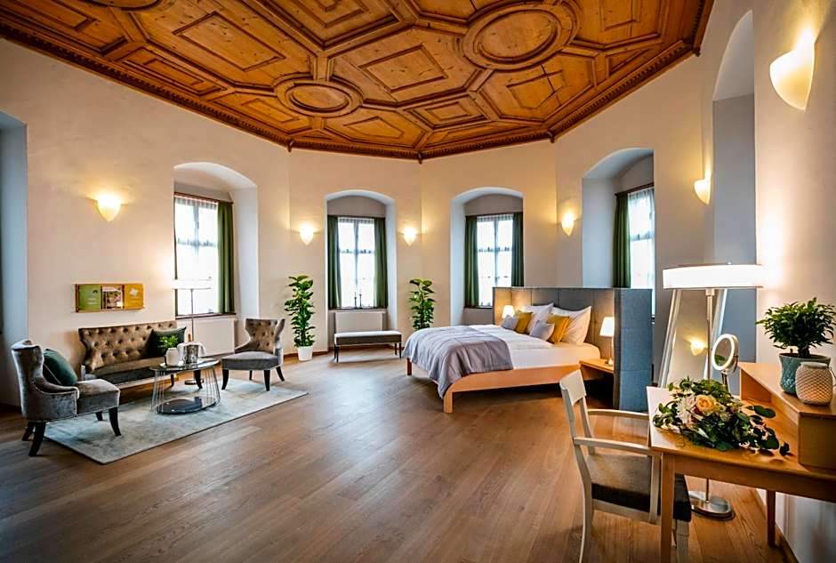 JUFA Hotel Schloss Röthelstein