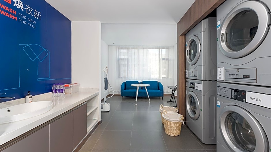 Holiday Inn Express Xining Railway Station By IHG