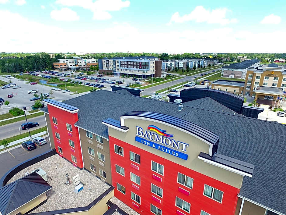 Baymont by Wyndham Grand Forks
