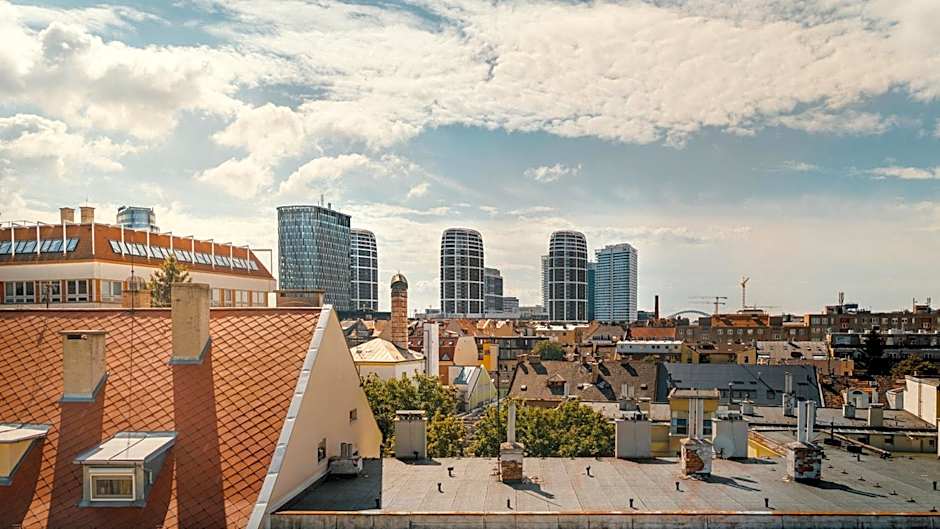 Smart & Green Living by Ambiente