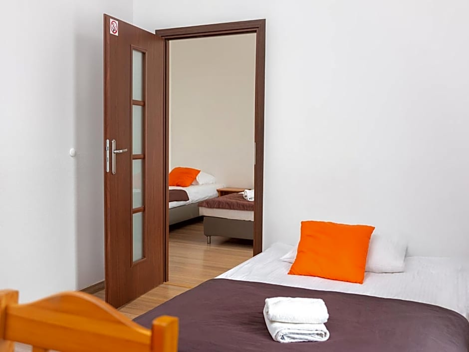 Station Aparthotel