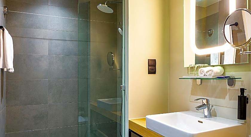 Park Inn by Radisson Hotel and Residence Duqm