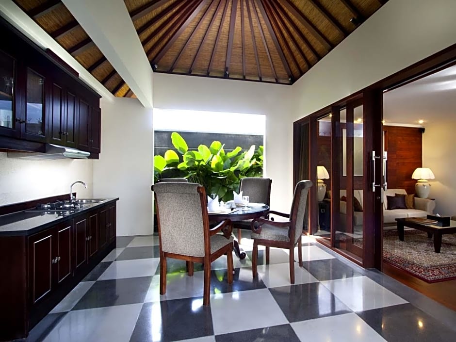 The Khayangan Dreams Villa, Seminyak