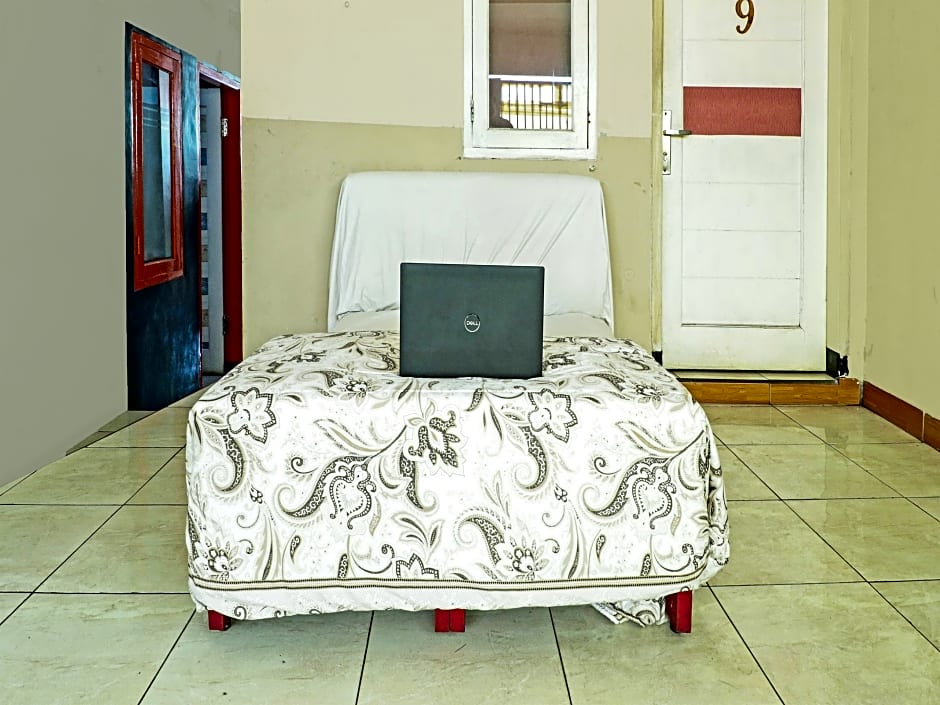 Spot On 91589 Bunda Homestay Syariah