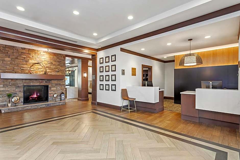 Staybridge Suites Latham By IHG