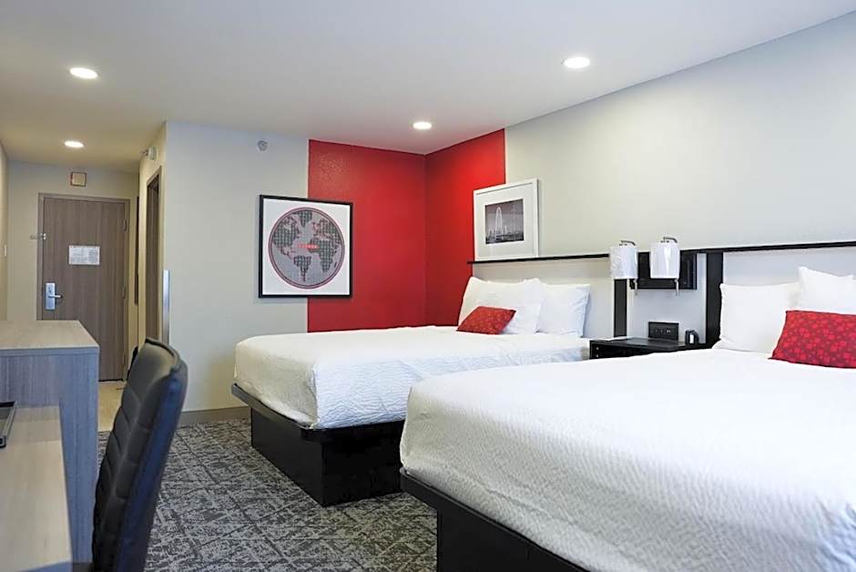 Ramada by Wyndham DFW Airport