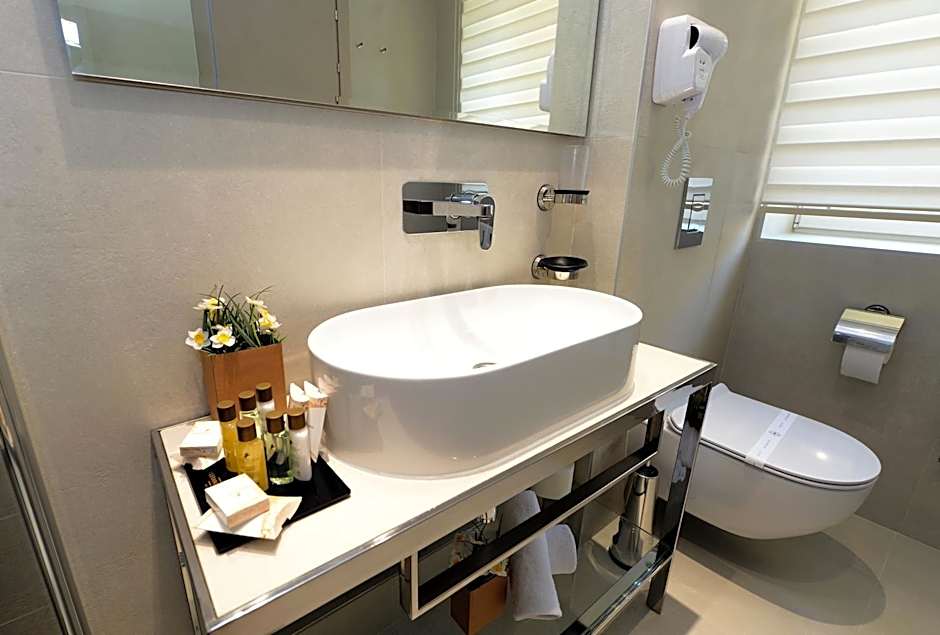 Alexandar Square Boutique Hotel