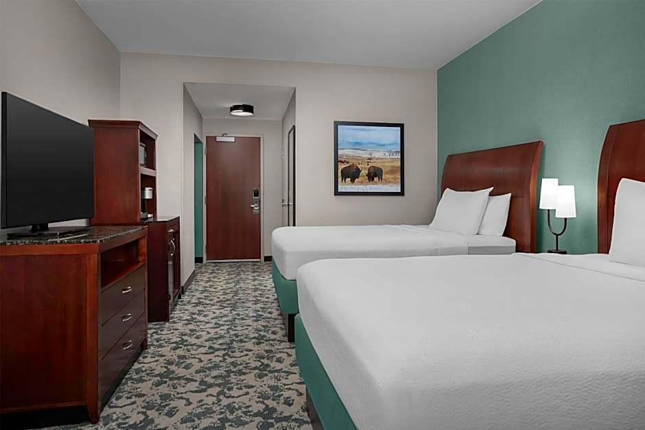 Photo 1 of 2 of 2 Queen Beds