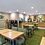 La Quinta Inn & Suites by Wyndham Auburn Worcester