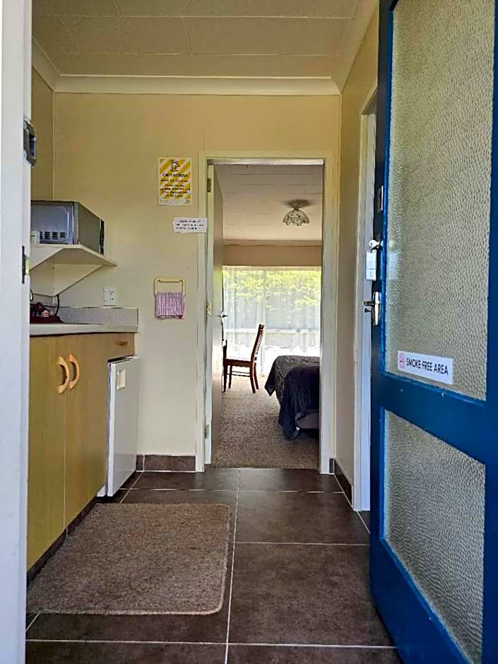 Alpenhorn Motel