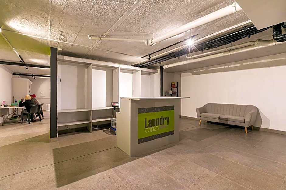 Stylish Stunner in Circa 205