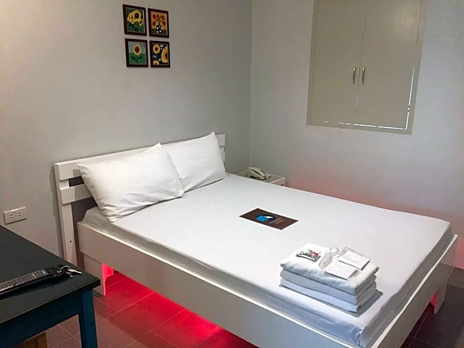 Dianne Gardens Hotel