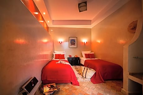 Twin/Double Room - Simply Red