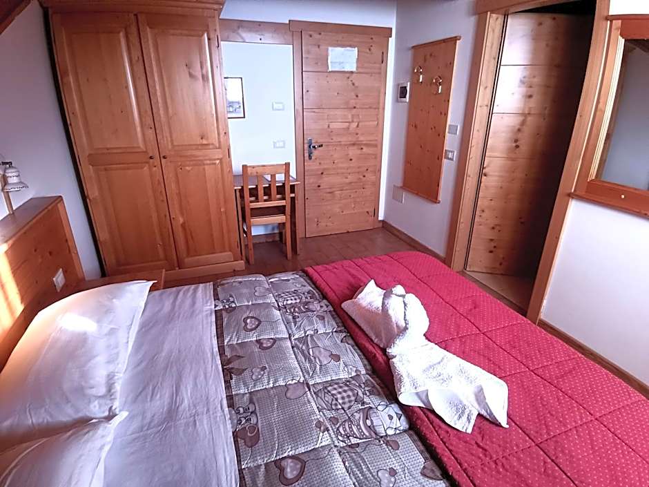 Rifugio Predaia Ai Todes'ci