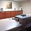 Comfort Inn & Suites St. Paul Northeast