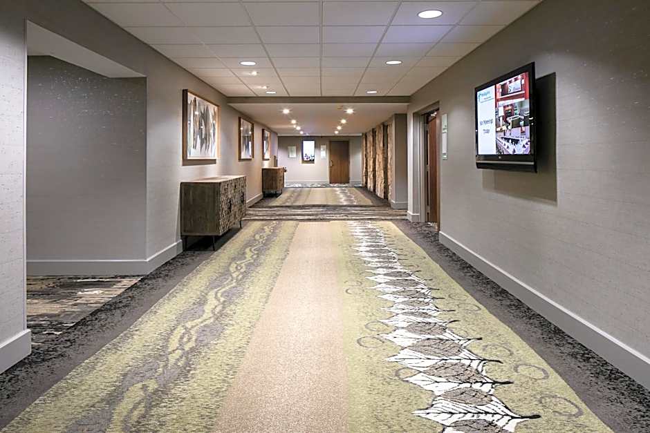 Holiday Inn Hotel & Suites Des Moines-Northwest By IHG