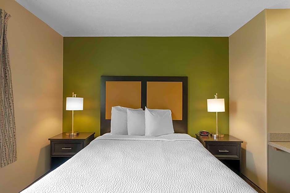 Extended Stay America Select Suites - Atlanta - Kennesaw Chastain Rd.