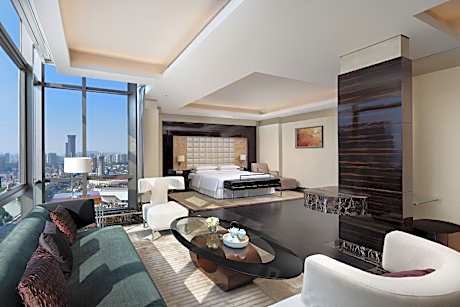 Premier Suite, Club level, 1 Bedroom Presidential Suite, 1 King, Top floor