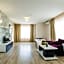 Avenue Deluxe Hotel