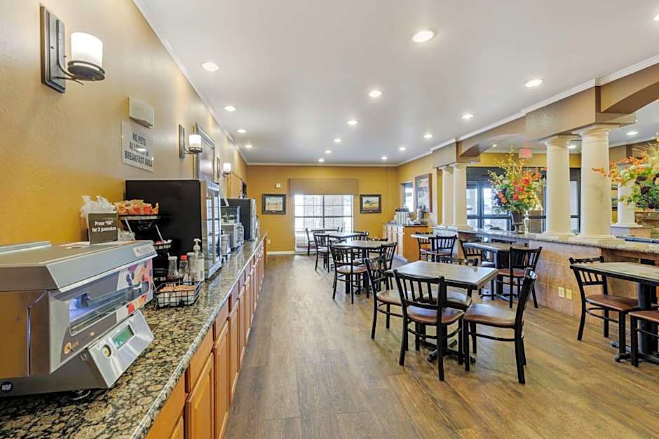 Best Western Plus Red River Inn