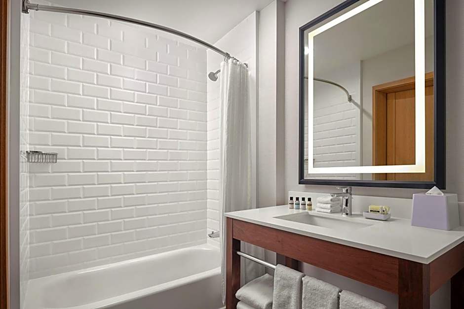 Four Points by Sheraton Yuma