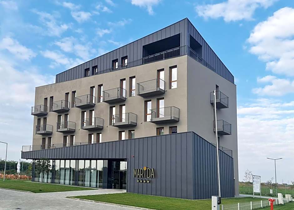 Photo 1 of 44 of Marida Hotel