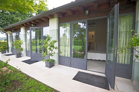 Triple Room with Garden View