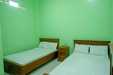 RedDoorz Syariah near Monumen Jogja Kembali