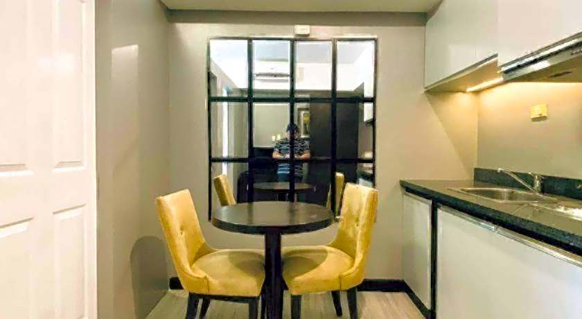 Lancaster Hotel Manila