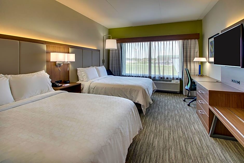 Holiday Inn Express & Suites Findlay North, an IHG Hotel