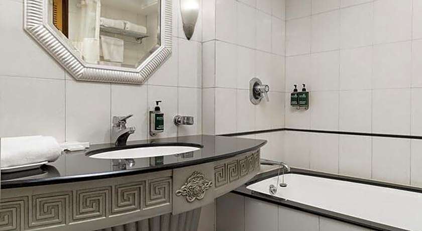 Sarovar Portico Kalupur Ahmedabad