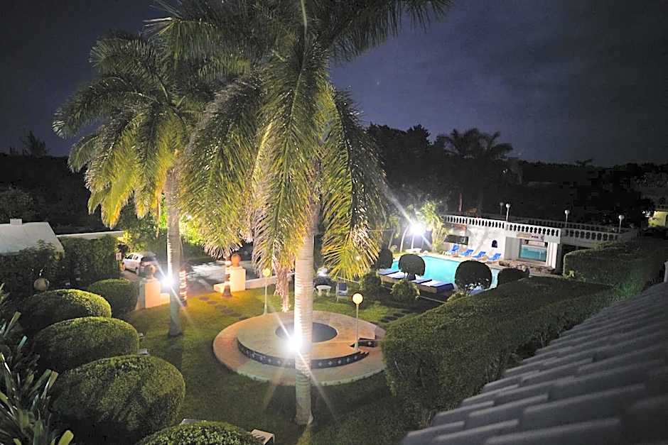 Villablanca Garden Beach Hotel