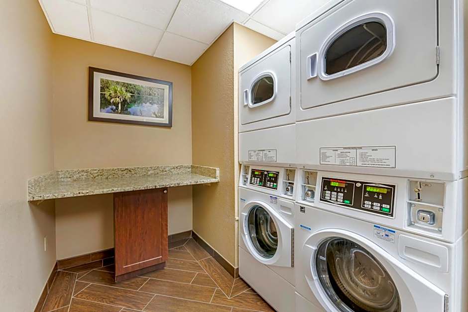 Comfort Suites Lady Lake - The Villages