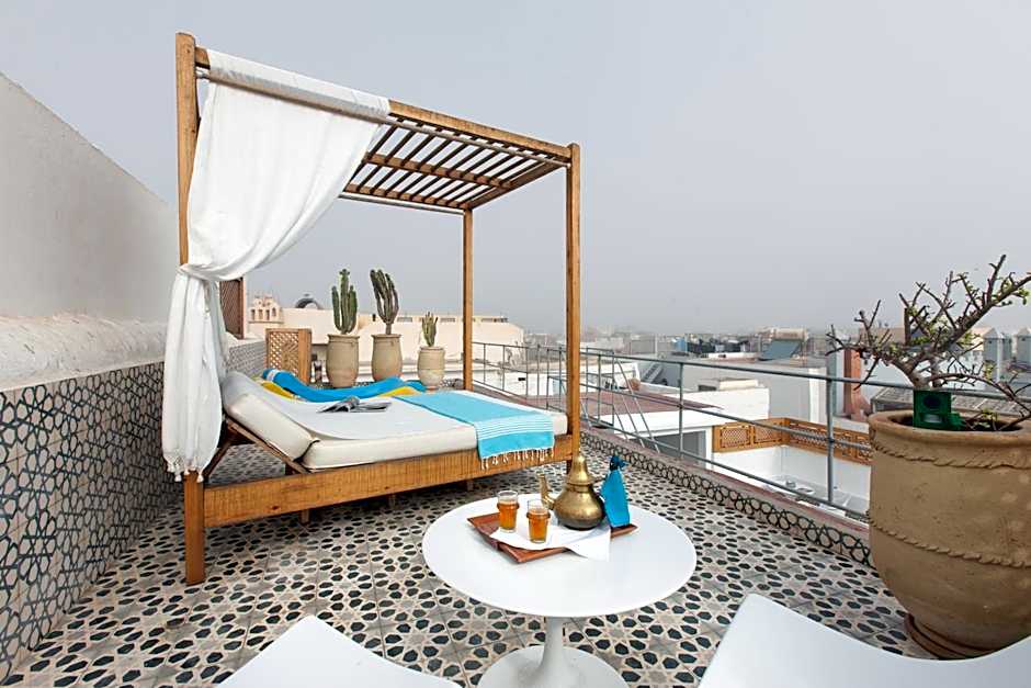 Riad Emotion