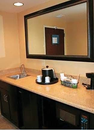 Hampton Inn & Suites Vineland