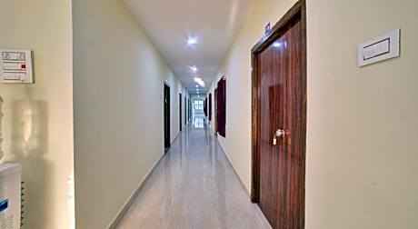 SPOT ON Sri Datta Grand Inn