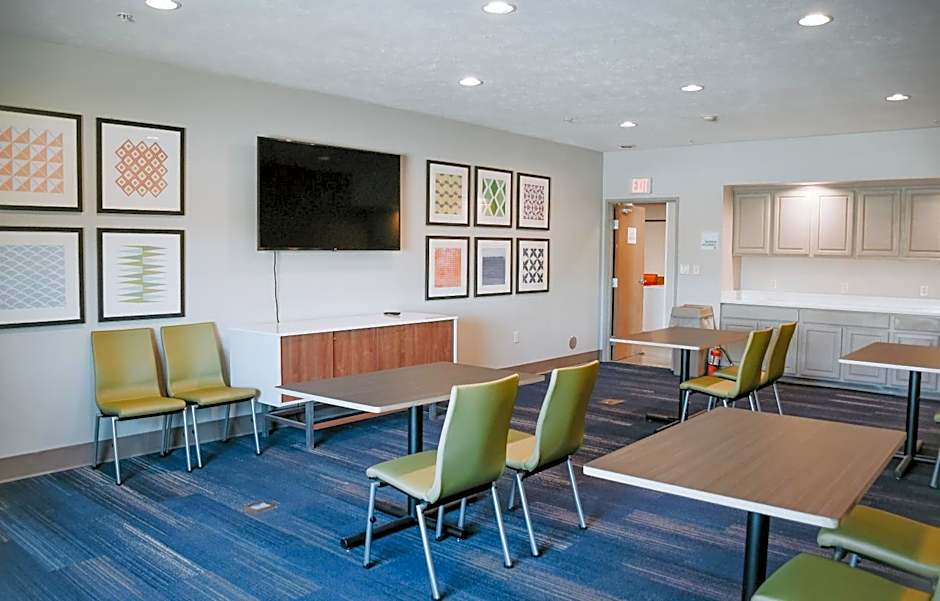 Holiday Inn Express Hotel & Suites Lincoln South By IHG
