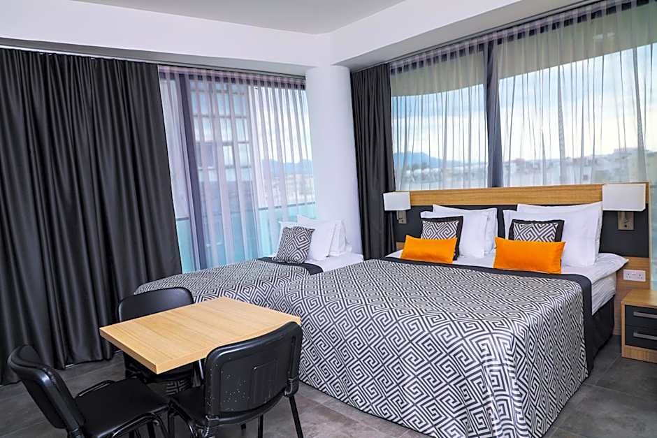 Sky Roof Hotel