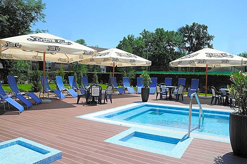 Garden Hotel Wellness és Konferencia