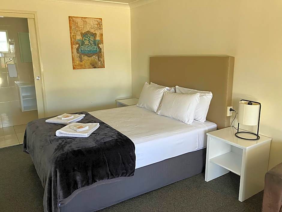 Porky's Motel Rockhampton