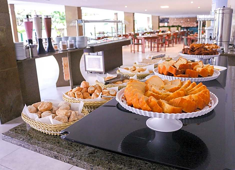 El Aram Beach & Convention
