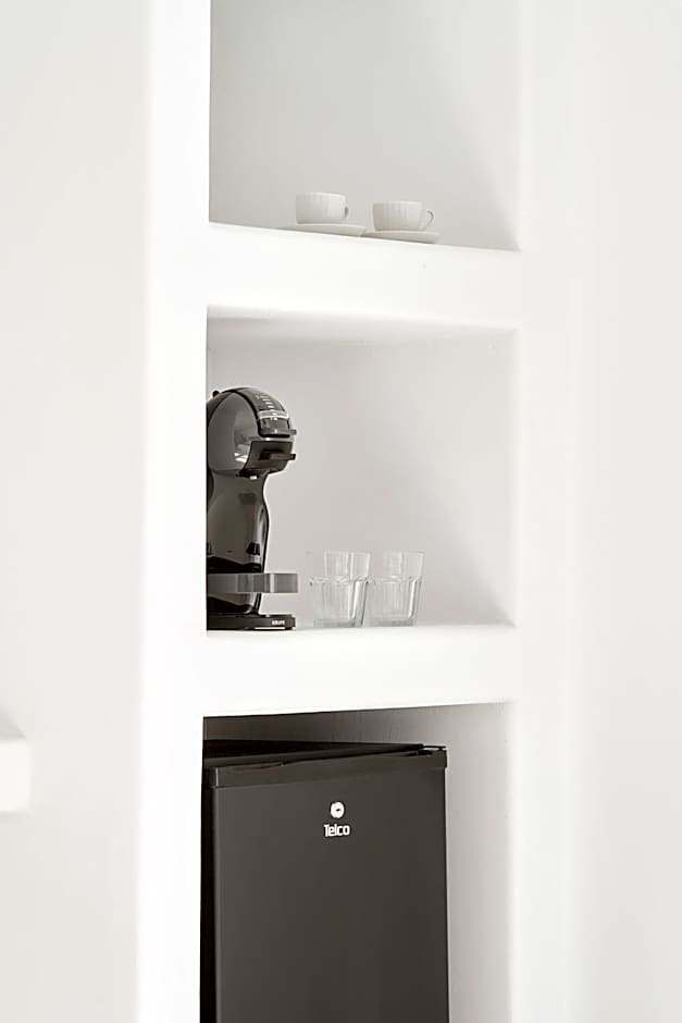 Mr & Mrs White Mykonos